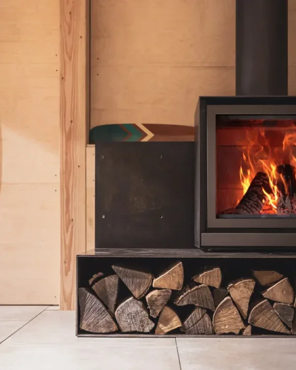 Poêle Stûv 16 – 16-cube, 16-H, 16-V (58/68/78) - Poêle À bois - Noréa Foyers Grand Montréal